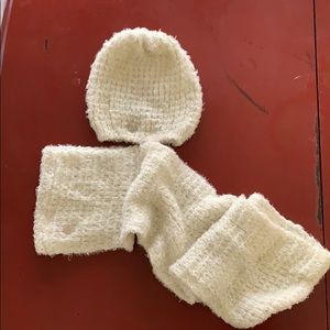 Betsey Johnson white sequin scarf and cap set